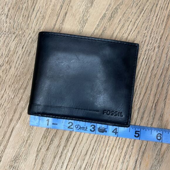 NWT Fossil Black Leather Wallet Bi-Fold RFID Protected - Picture 6 of 8